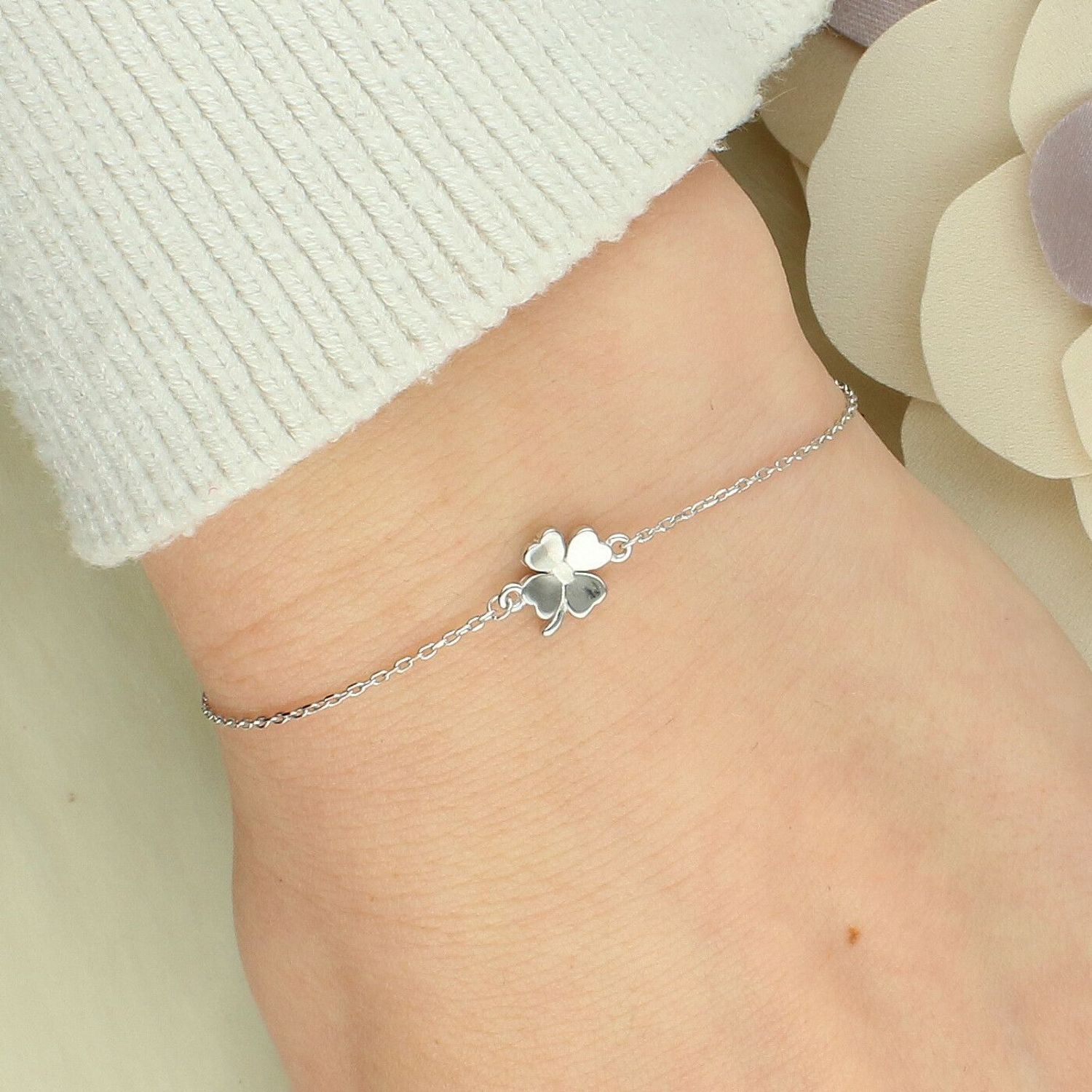 Srebrna bransoletka Koniczynka – klasyczny łańcuszek na szczęście.png