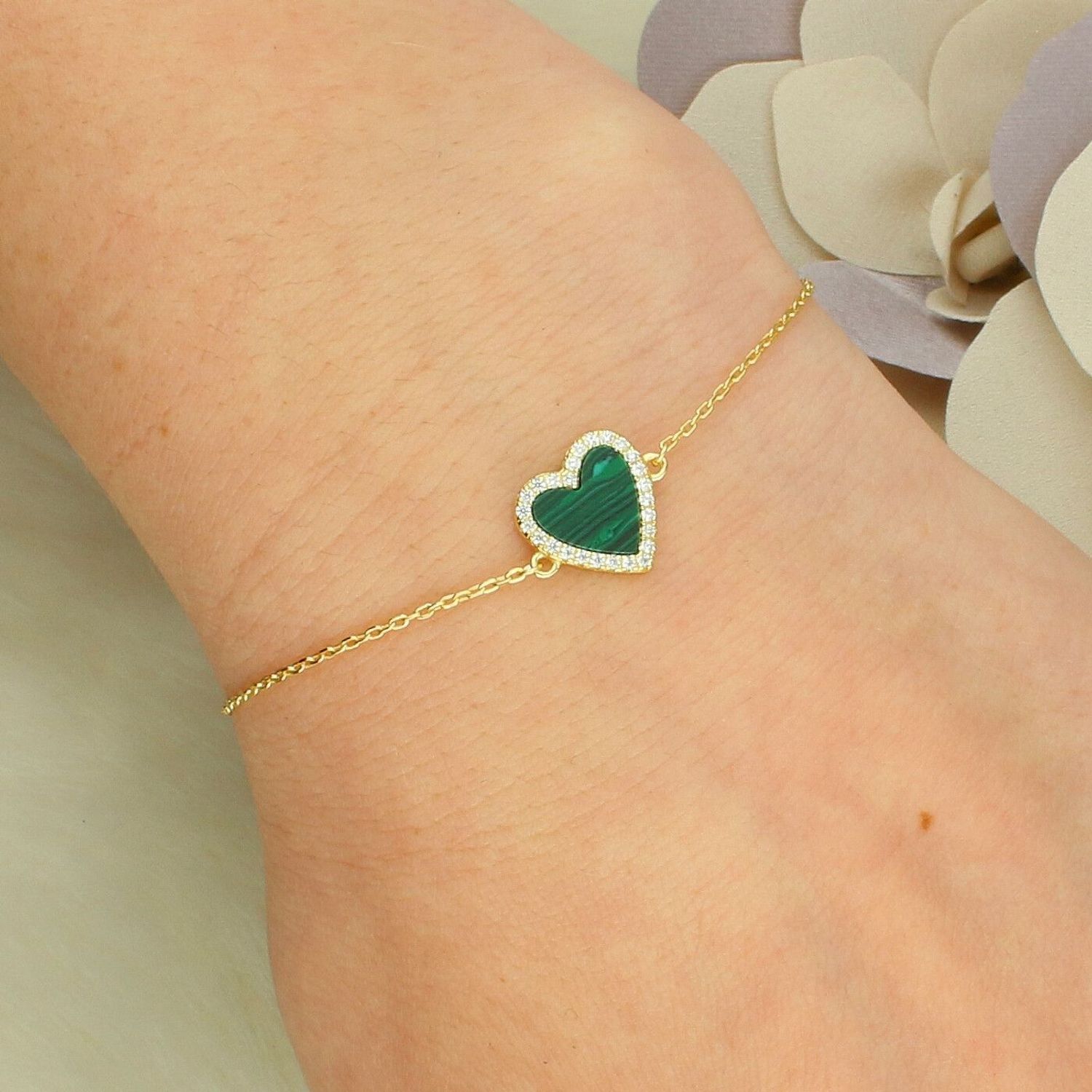 Pozłacana bransoletka z sercem z malachitem i cyrkoniami SVLB0880SH2GZ18.jpg
