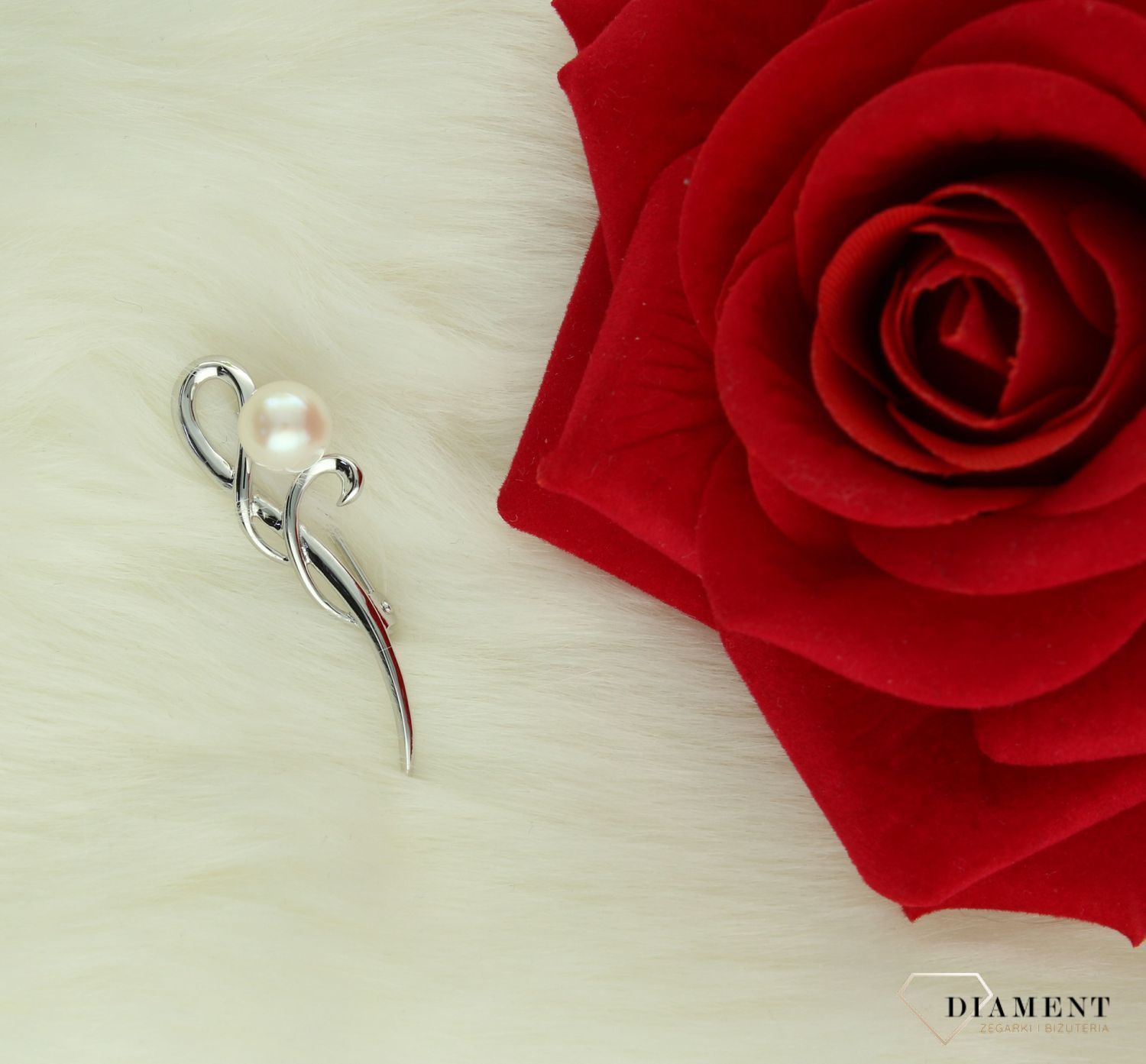 Srebrna broszka klasyczna z perłą SVLD0001XD2P100.jpg