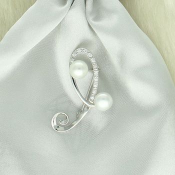 Broszka srebrna 925 z perłami i cyrkoniami – zaokrąglony kształt  SVLD0007XD2P100 perły.jpg