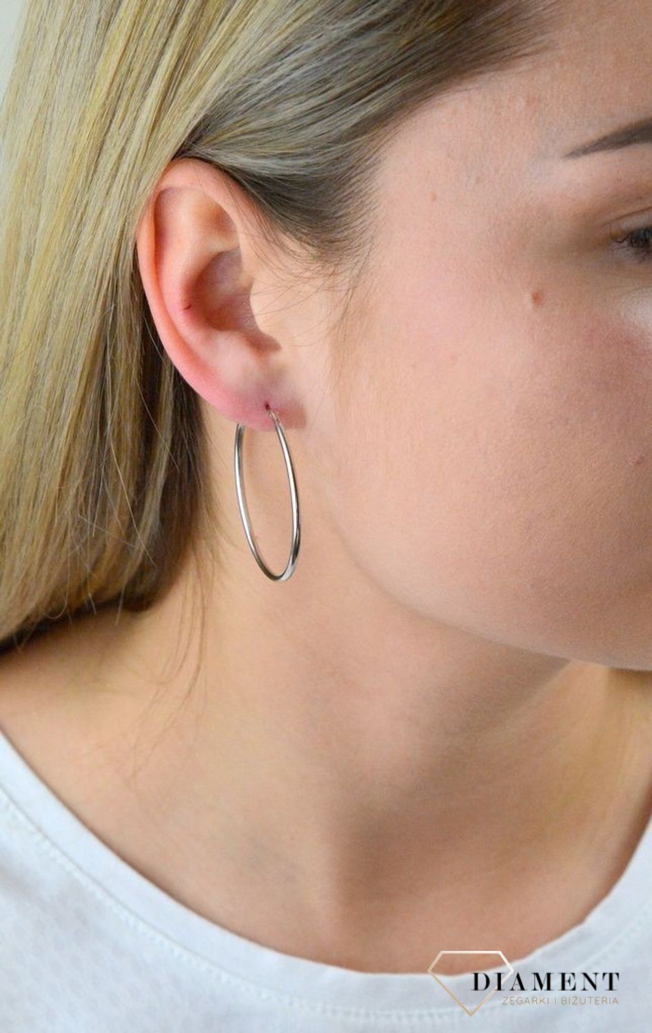 Srebrne kolczyki 925 klasyczne koła 4 cm SVLE0208XD50040. Jest to świetny pomysł na prezent. Minimalistyczne kolczyki. SVLE0208XD50040.jpg