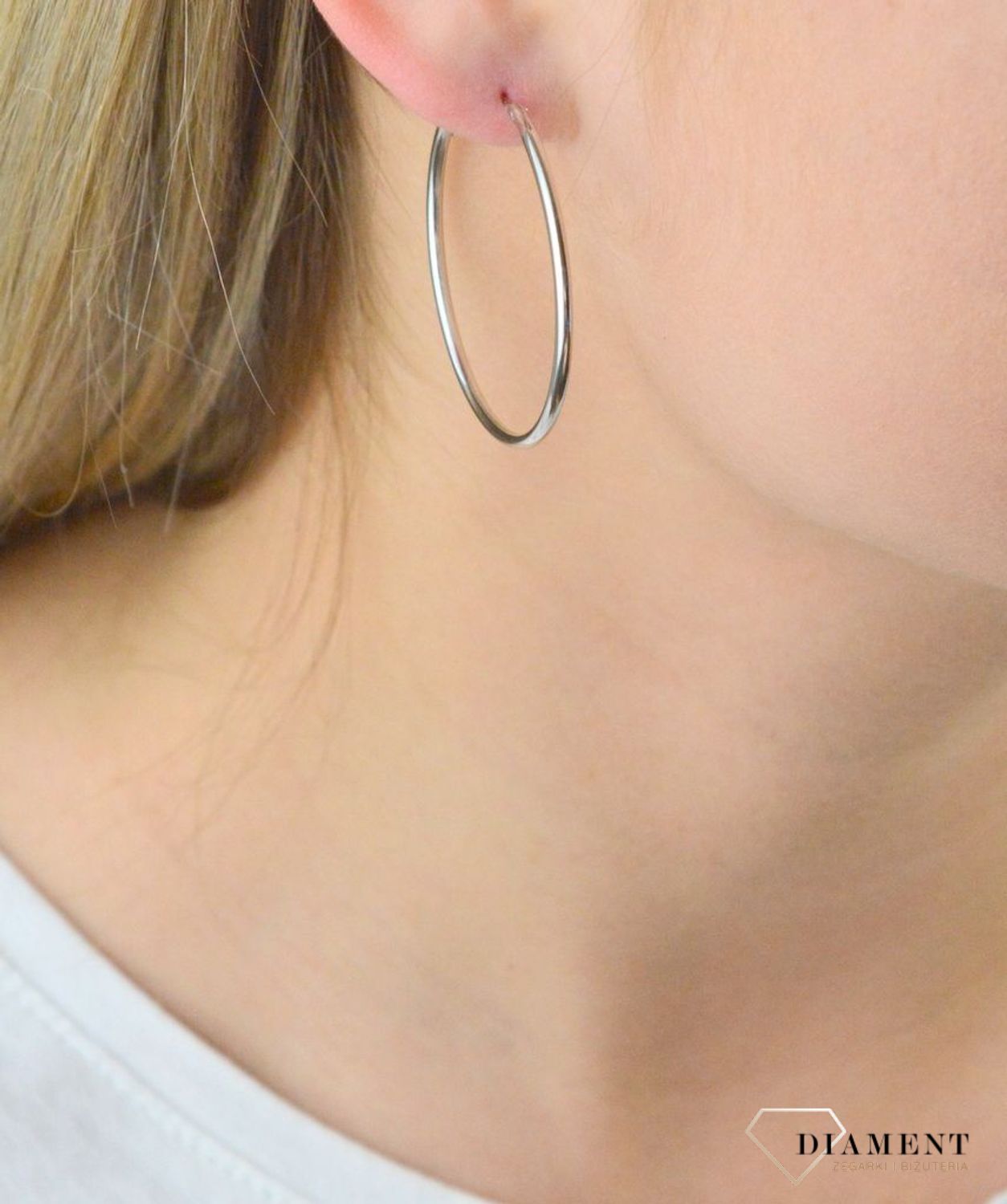 Srebrne kolczyki 925 klasyczne koła 4 cm SVLE0208XD50040. Jest to świetny pomysł na prezent. Minimalistyczne kolczyki. SVLE0208XD50040.jpg