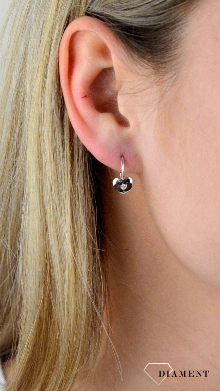 Srebrne kolczyki  Gładkie serduszka z cyrkonią  925 SVLE0440SH2BI00.jpg