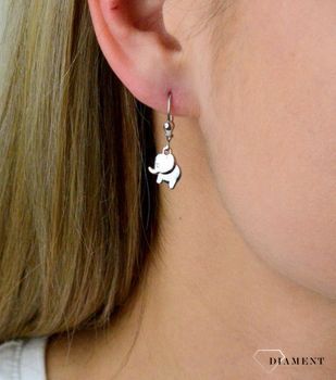 Srebrne kolczyki angielskie zapięcie słoniki SVLE0442SH2BI00. Eleganckie, srebrne kolczyki ze zwierzęcym motywem. Doskonałe na prezent dla dziecka. Kolczyki ze słoniem. Kolczyki na szczęście (1).JPG