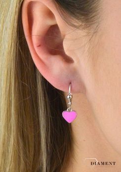 Srebrne kolczyki  Serduszka z neonową różową emalią  925 SVLE0447SH2SM00.❤ Dziecięca biżuteria, która zachwyci każdą miłośniczkę koloru różowego. ❤ (5).JPG