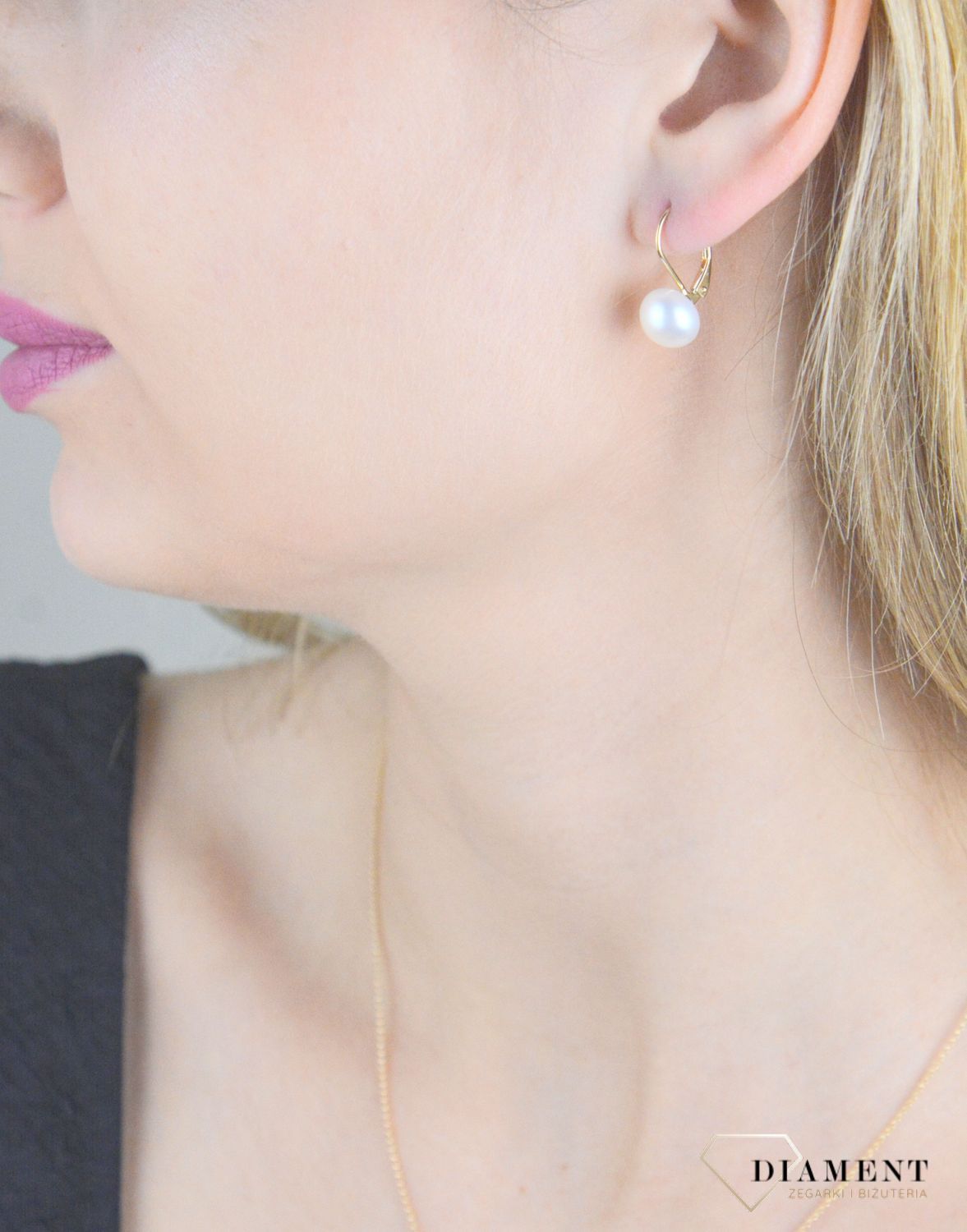 Kolczyki srebrne damskie 925 pozłacane z perełką SVLE0476XD2GP09. Srebrne kolczyki damskie. Srebrne kolczyki pozłacane wiszące. Srebrne kolczyki damskie z perłą. Kolczyki damskie z perełką idealne na prezent..jpg