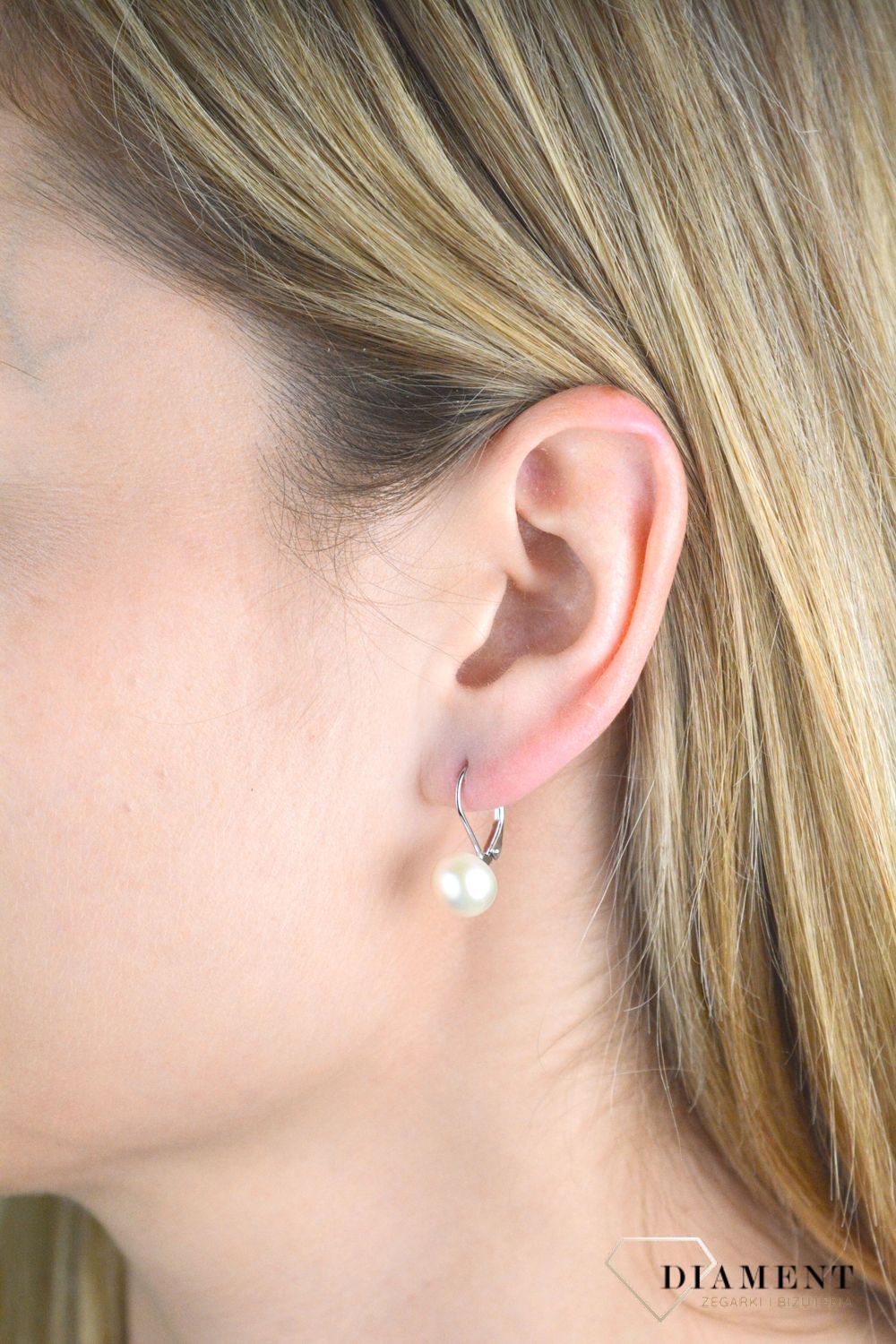Kolczyki srebrne damskie wiszące z perłą SVLE0476XD2P109.jpg