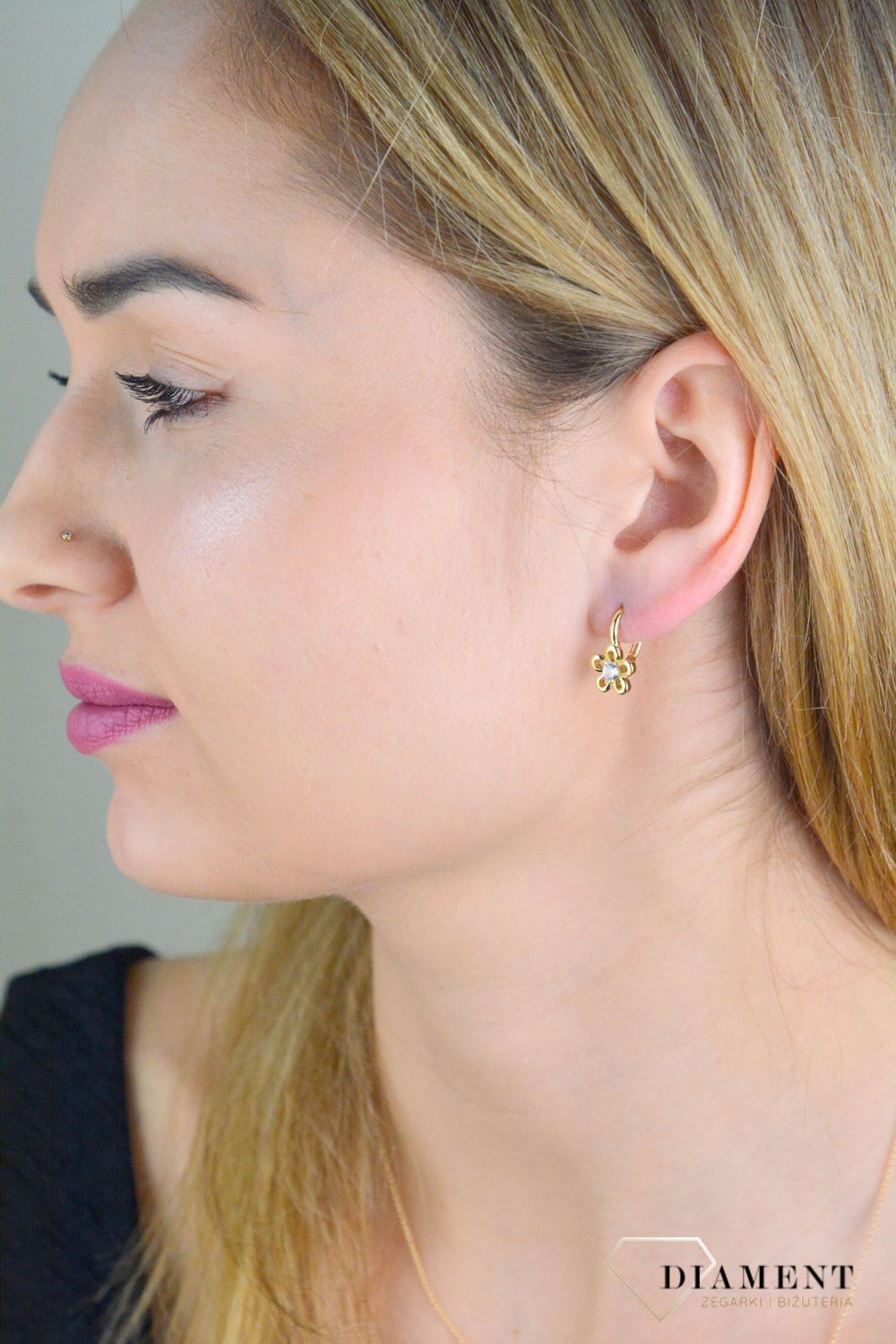 Kolczyki srebrne damskie wiszące kwiatki pozłacane z cyrkonią SVLE0554SH2GO00.jpg