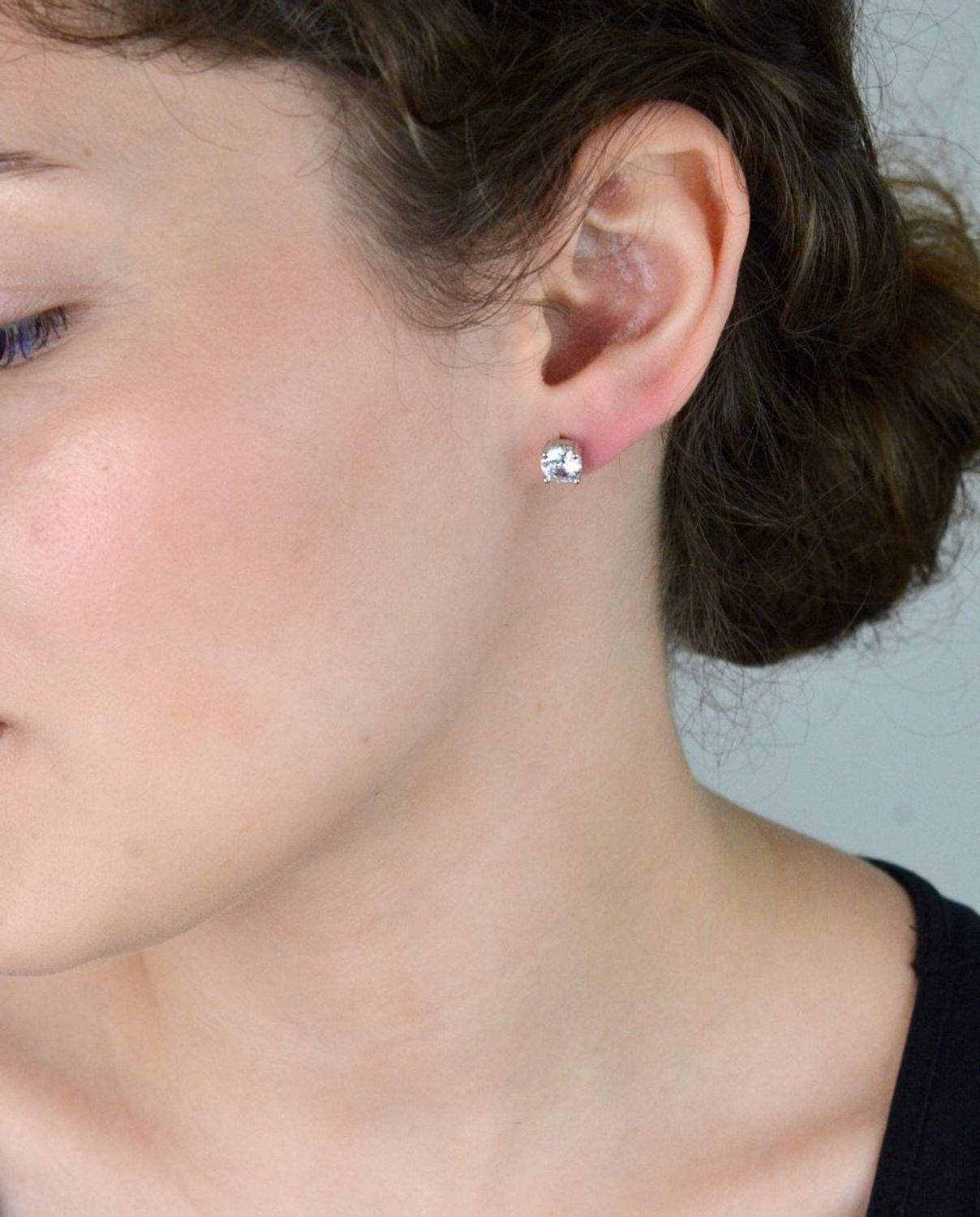 Srebrne kolczyki wkrętki z cyrkonią - SVLE0620XH2BISR.webp