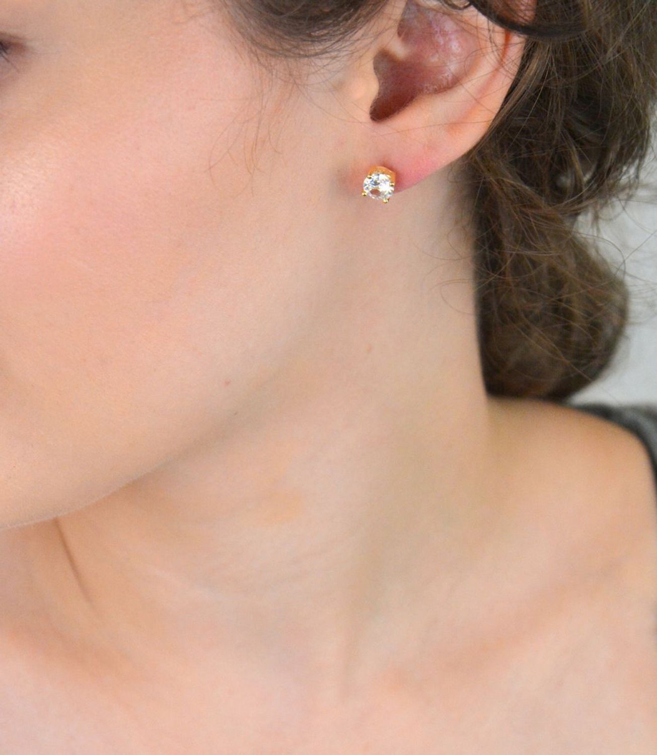 Srebrne pozłacane kolczyki z dużą cyrkonią, na śrubkę - SVLE0620XH2GOSR.webp