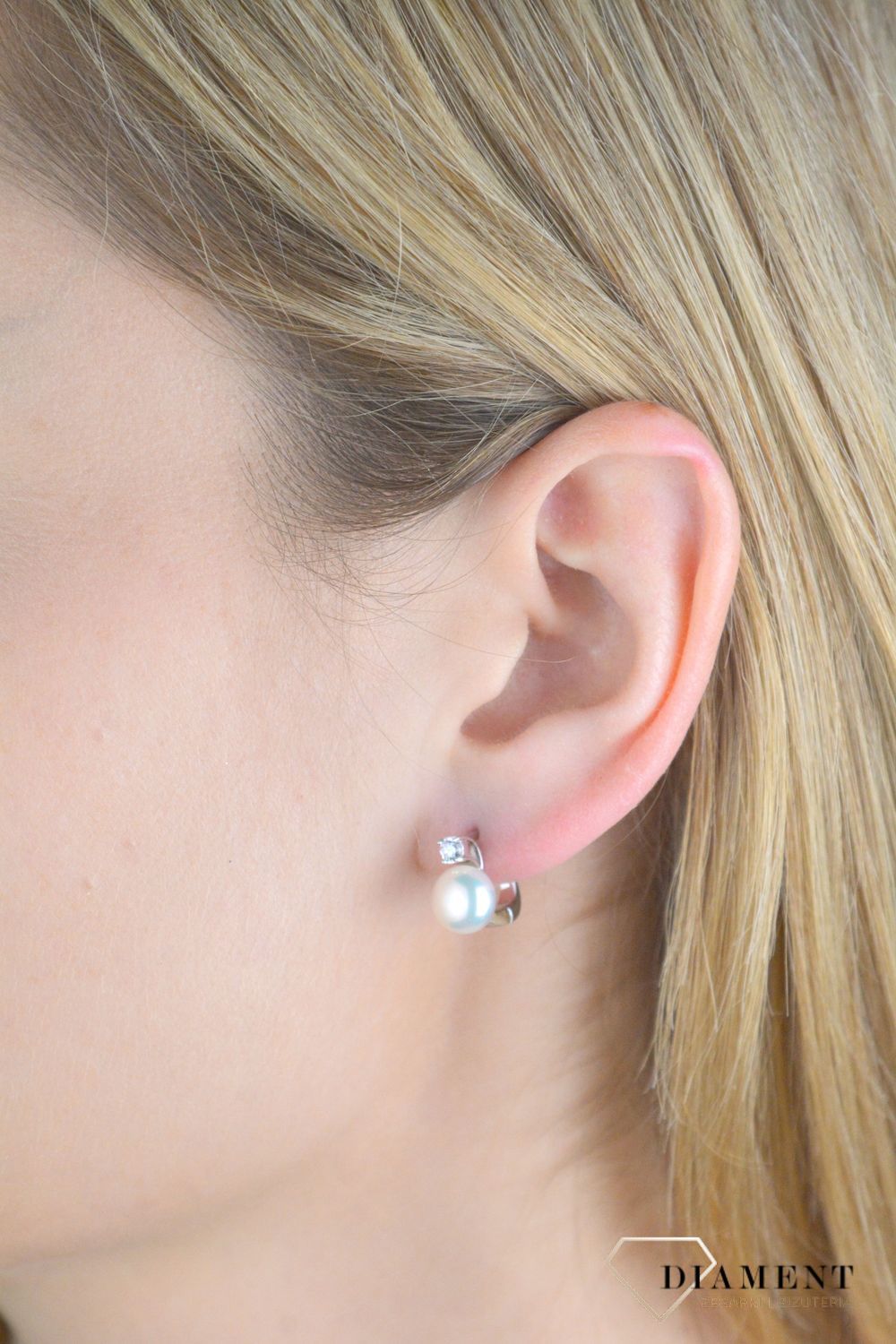 Kolczyki srebrne damskie 925 z perełką i cyrkonią angielskie zapięcie SVLE0650SH8P100.jpg