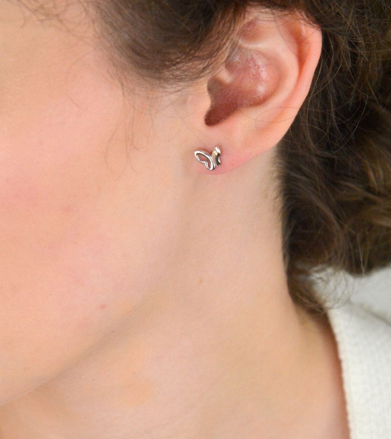 Srebrne kolczyki motylki z cyrkonią – SVLE0755SH2ZLSR.webp