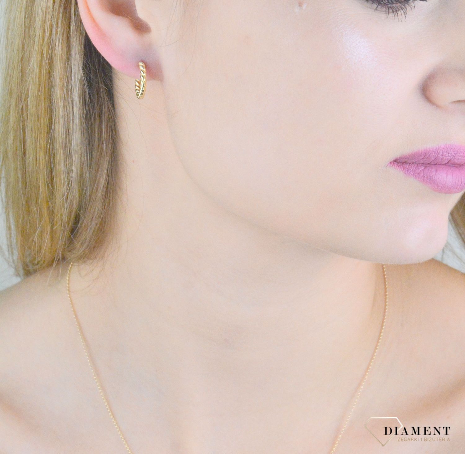 Kolczyki srebrne damskie 925 ozdobne kółeczka w pozłoceniu SVLE0792XE9GO00..JPG