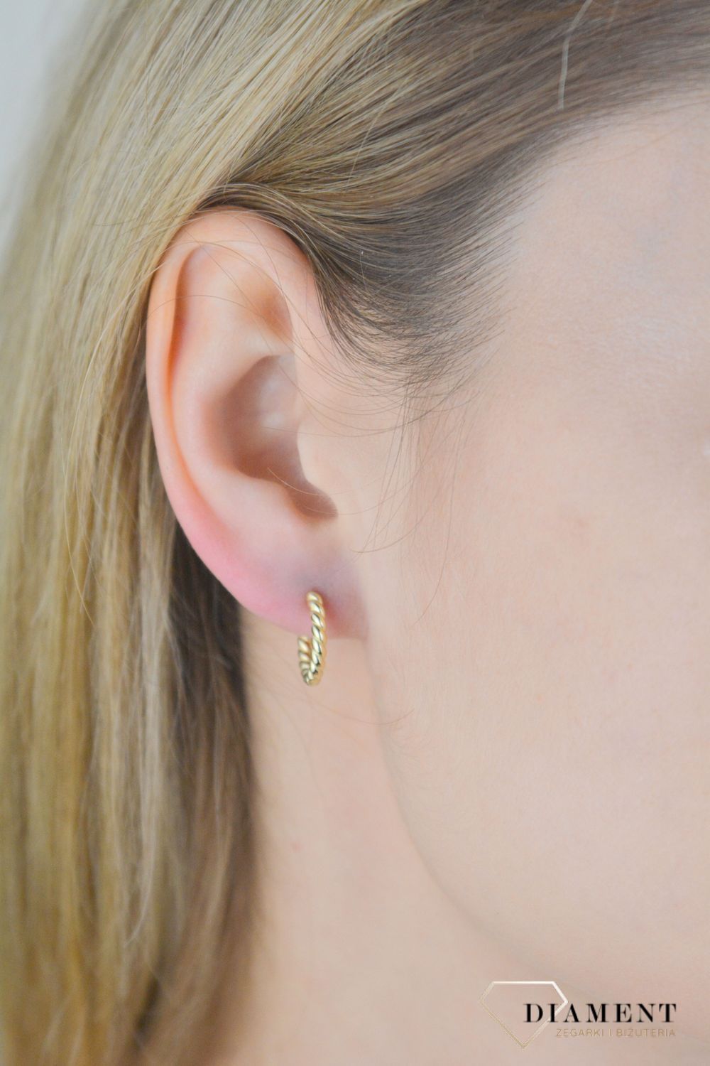 Kolczyki srebrne damskie 925 ozdobne kółeczka w pozłoceniu SVLE0792XE9GO00..JPG