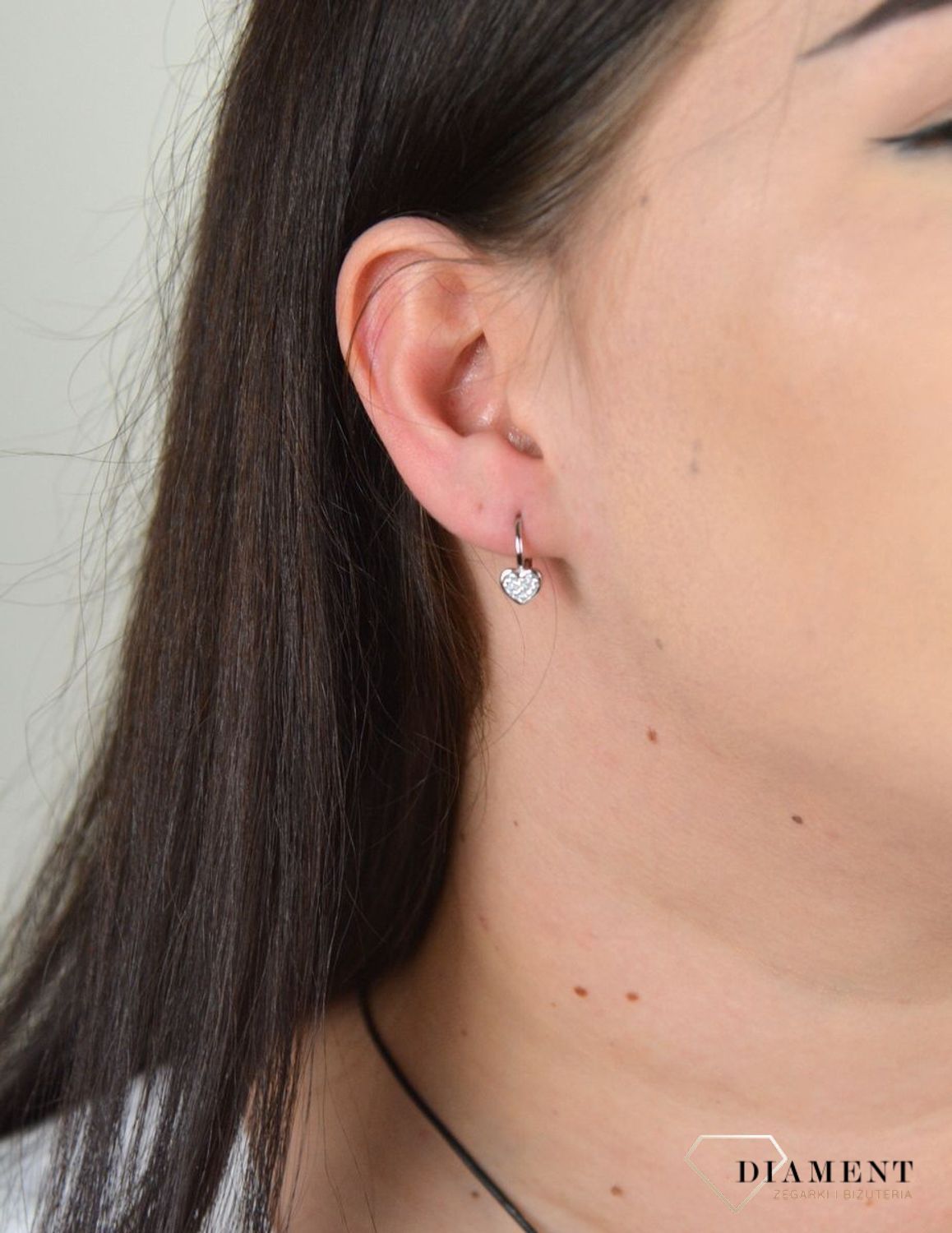 Srebrne kolczyki wiszące serca z cyrkonią SVLE1130XH2BI00.jpg