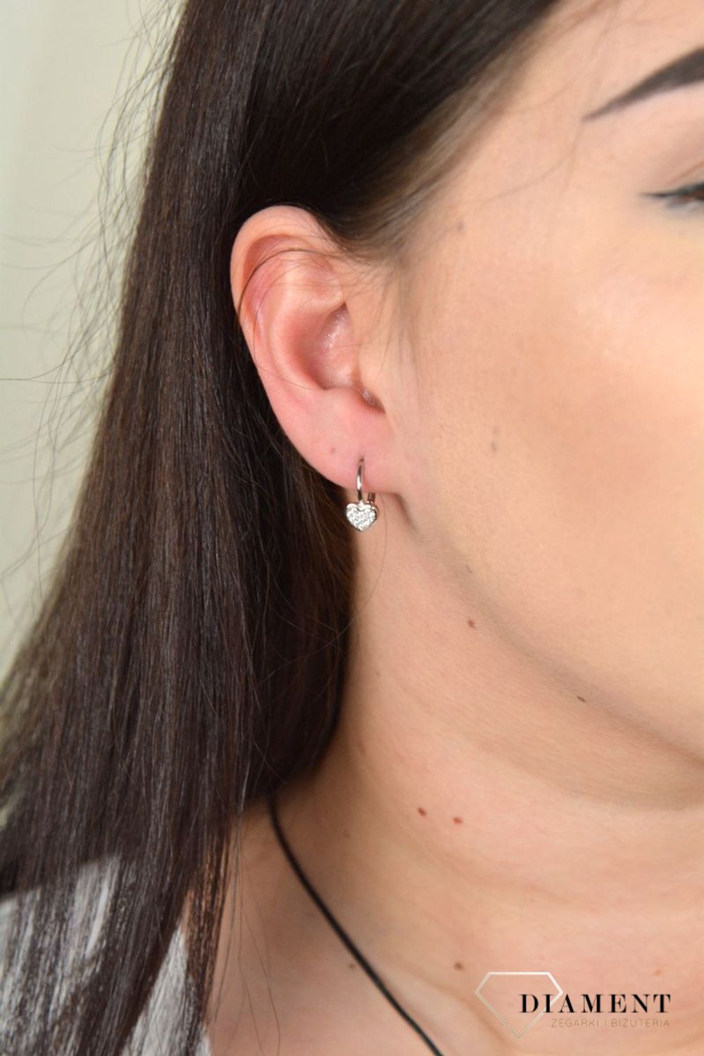 Srebrne kolczyki wiszące serca z cyrkonią SVLE1130XH2BI00.jpg