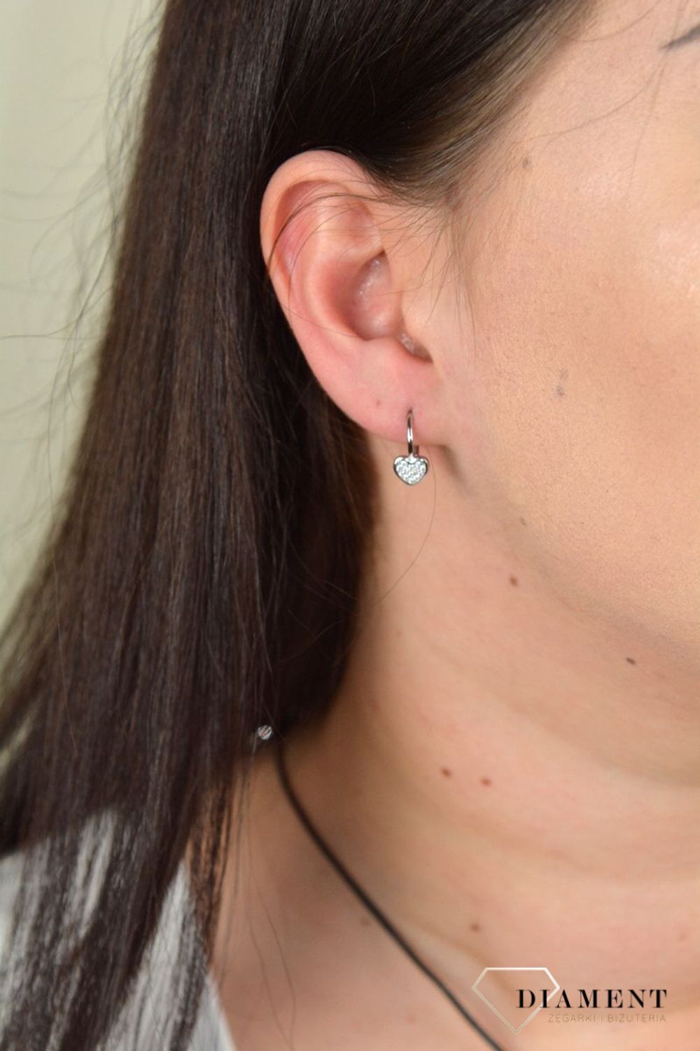 Srebrne kolczyki wiszące serca z cyrkonią SVLE1130XH2BI00.jpg