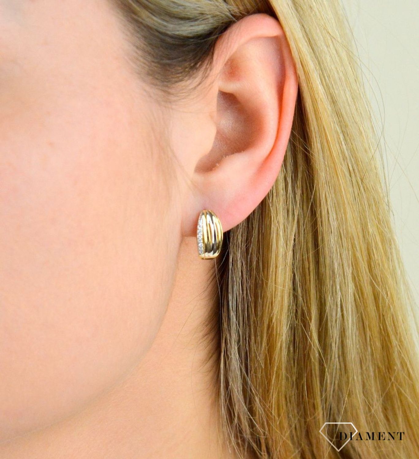 kolczyki złote z cyrkoniami dla eleganckiej kobiety.jpg