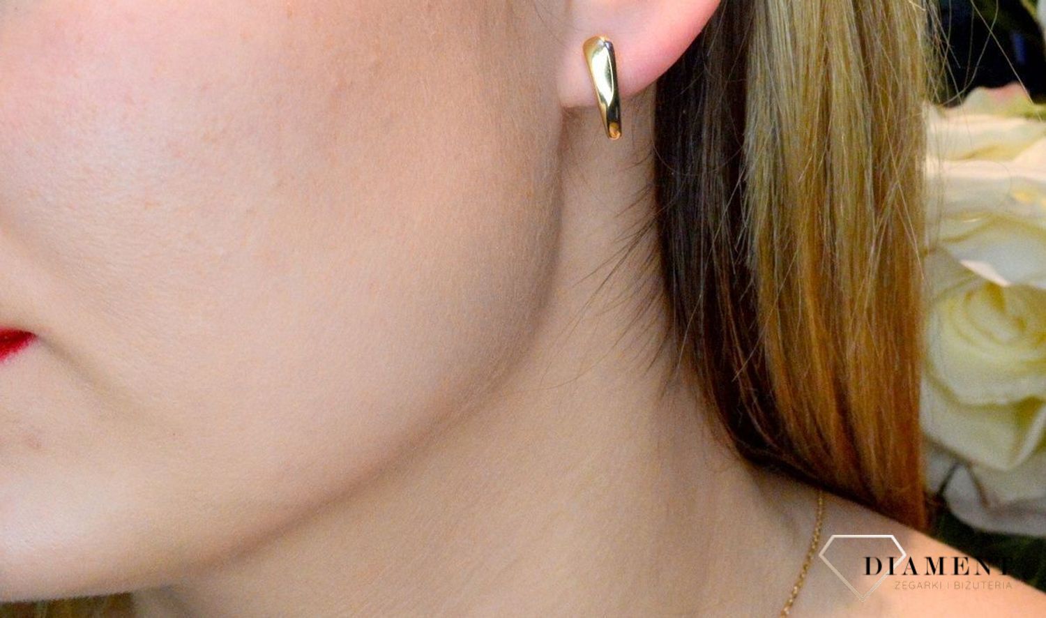 Srebrne kolczyki angielskie gładkie w pozłoceniu SVLE1302XH2GO00.  Cudowne, proste idealnie wykończone kolczyki. Kolczyki z zapięciem angielskim jest to bardzo wygodne i popularne zapięcie. Kolczyki można połączyć z pozostał.jpg