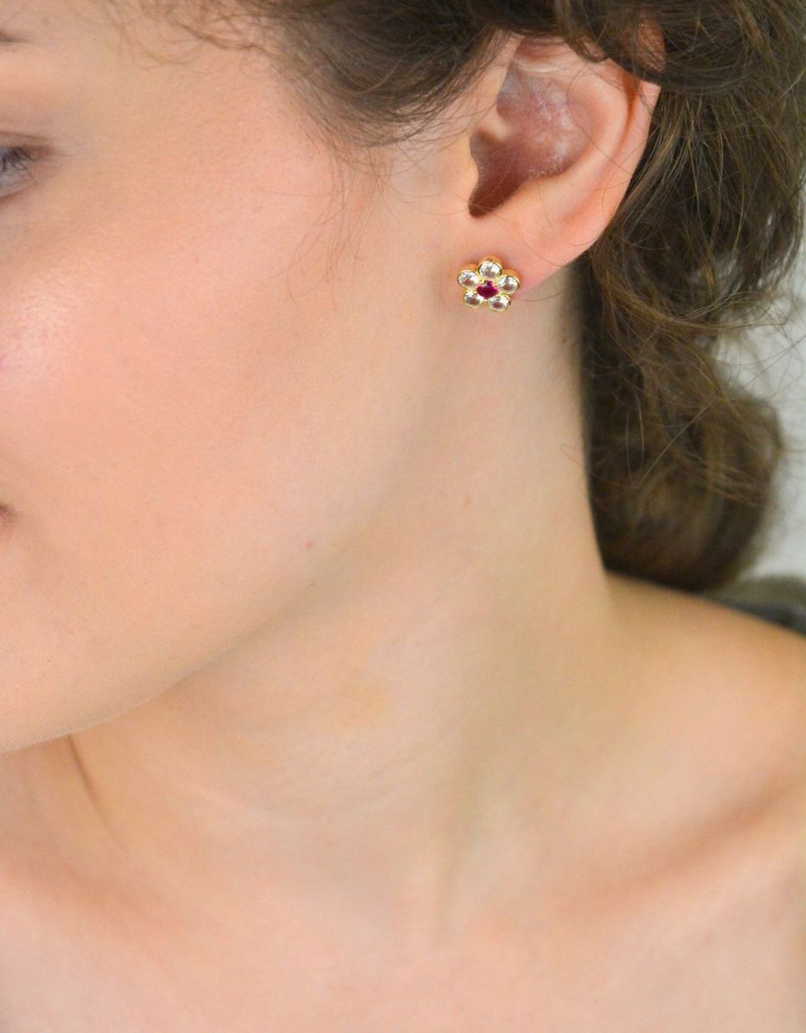 Srebrne pozłacane kolczyki damskie kwiaty z różową cyrkonią - SVLE1498XH2GR00.webp