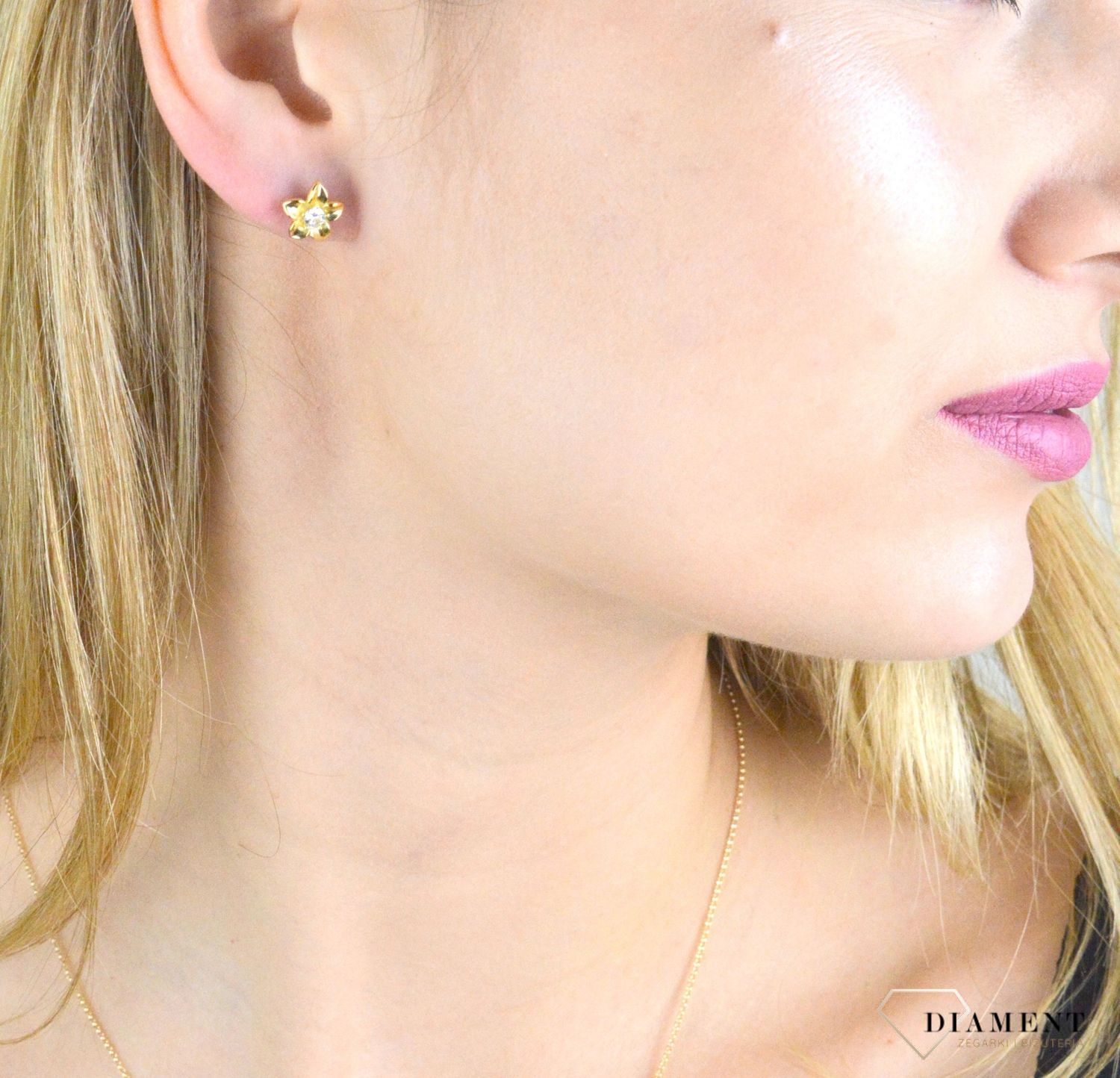 Srebrne kolczyki damskie 925 pozłacane kwiatki SVLE1576XH2GOSR. Kolczyki srebrne damskie. Kolczyki srebrne pozłacane. Kolczyki wkrętki kwiatki pozłacane. Kolczyki z zakręcanym zapięciem. Srebrne biżuteria damska. Kolczyki srebrne na prezent..JPG