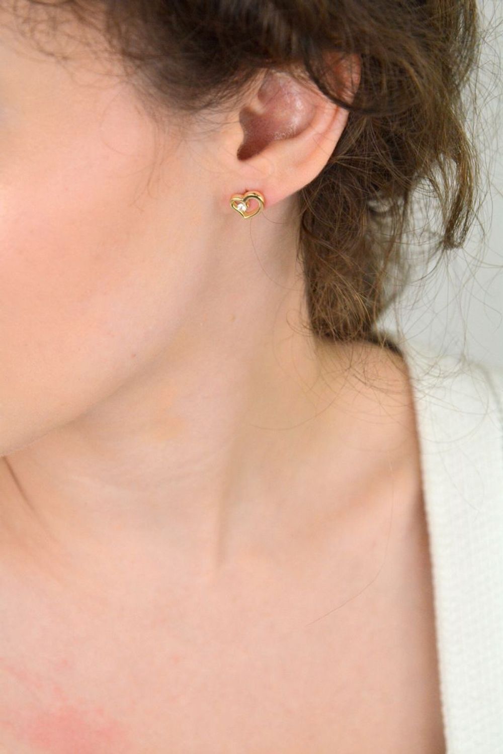 Srebrne pozłacane kolczyki w kształcie serca z cyrkonią - SVLE1612XH2GOSR.webp