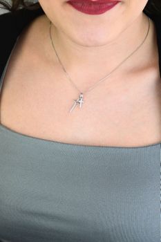 Srebrny naszyjnik z krzyżykami SVLN0620X61BI45 45 cm cyrkonie ✝️✨ (3).jpg