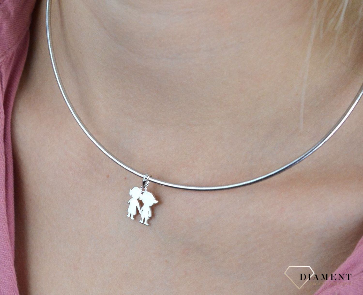 Srebrna zawieszka 925 gładka chłopiec dziewczynka SVLP0561XH20000. Srebrna zawieszka do łańcuszka. Srebrna zawieszka rodzeństwo. Srebrna zawieszka idealna na prezent dla mamy..jpg