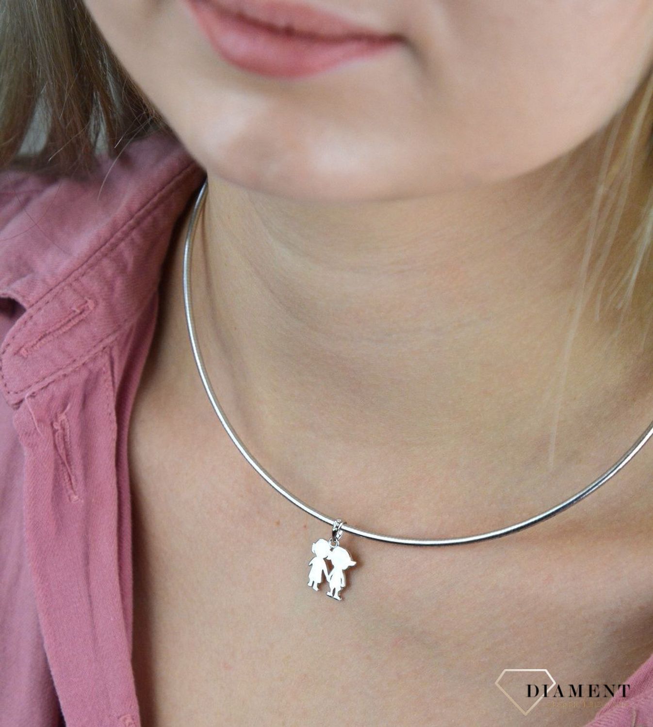 Srebrna zawieszka 925 gładka chłopiec dziewczynka SVLP0561XH20000. Srebrna zawieszka do łańcuszka. Srebrna zawieszka rodzeństwo. Srebrna zawieszka idealna na prezent dla mamy..jpg