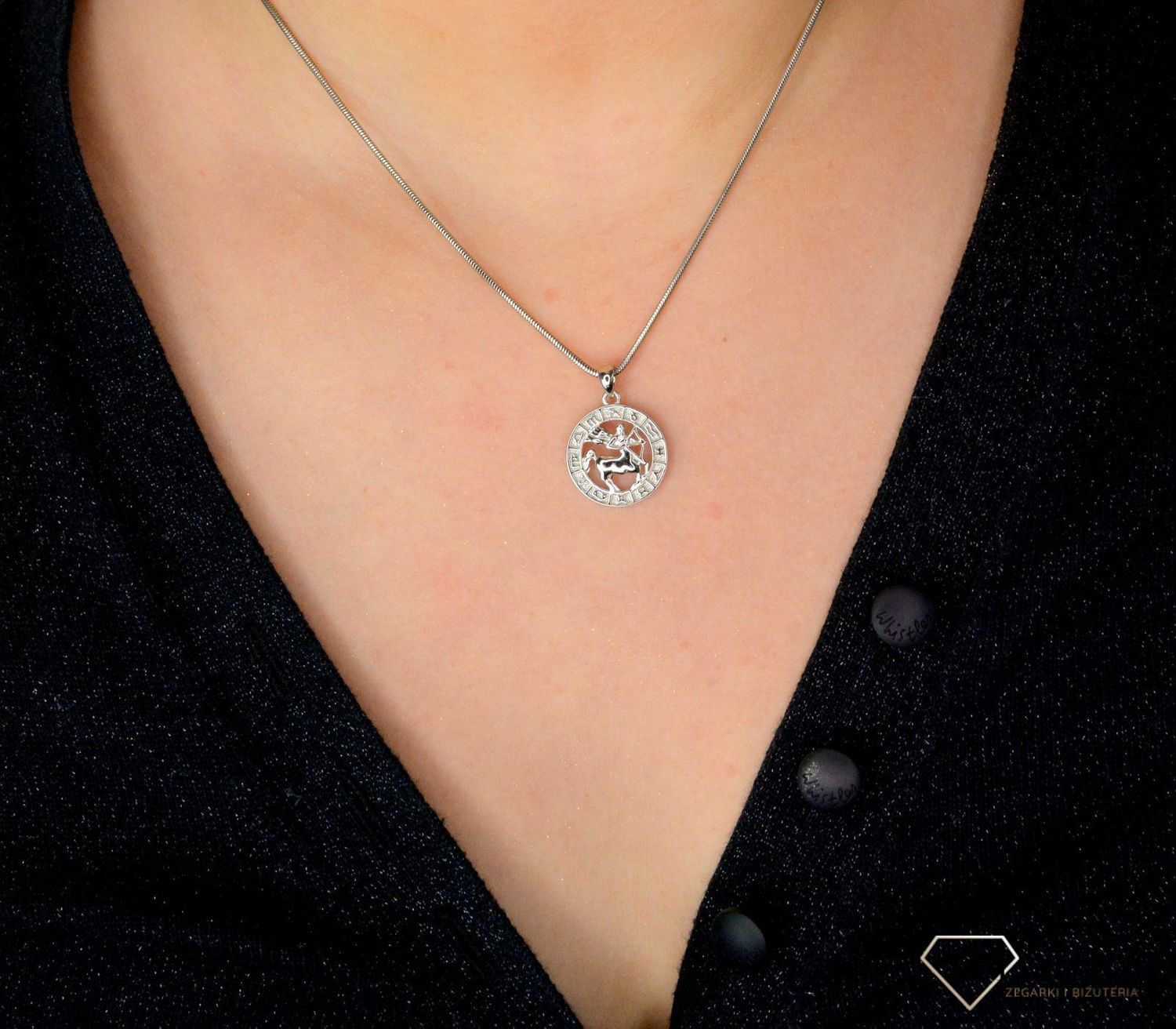 Srebrna zawieszka znak zodiaku Strzelec SVLP0713XH200ST. Srebrna zawieszka z symbolem znaku zodiaku - STRZELEC.jpg