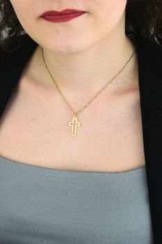 Zawieszka krzyżyk pozłacany srebro 925 1,15 g ✝️ elegancka biżuteria (1).jpg