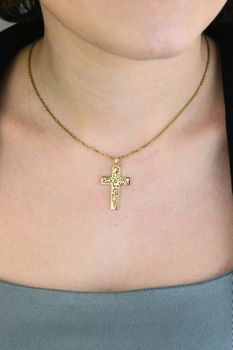 Zawieszka tłoczony krzyżyk pozłacana SVLP0988XH2GO00 srebro 925 - elegancka (3).jpg
