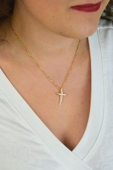 Srebrna zawieszka krzyżyk pozłacany 925  Krzyżyk z cyrkonią 25 mmdf (1).jpg