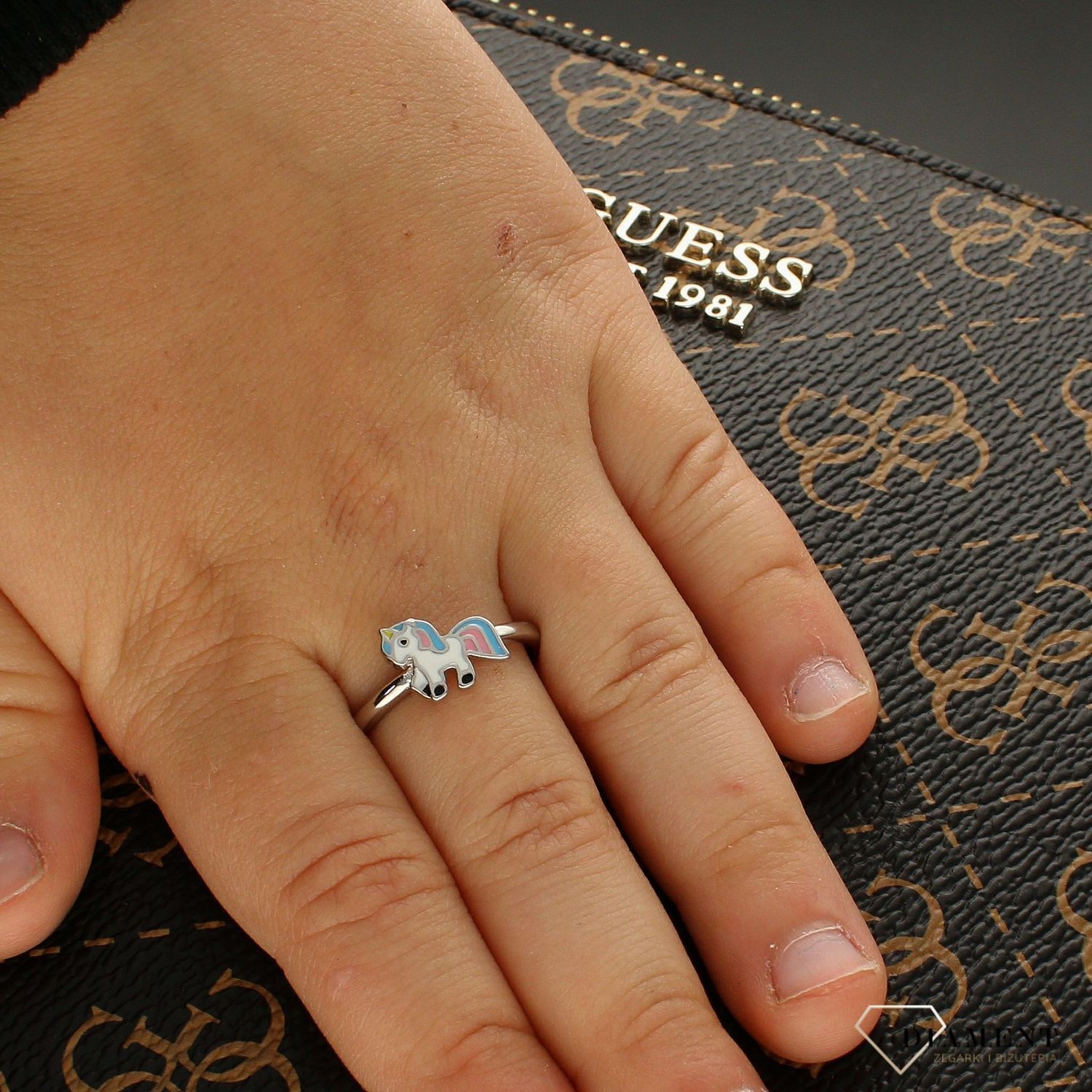 Pierścionek dla dziewczynki z jednorożcem SVLR0392SH2BA.jpg