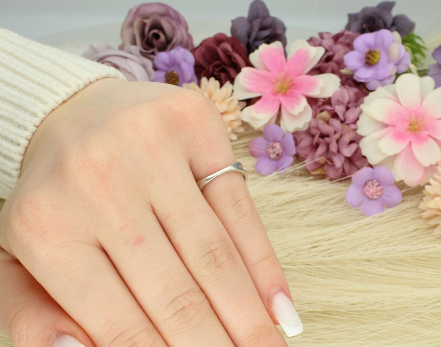 Srebrny pierścionek damski 925 przeplatany SVLR0398XH200.jpg