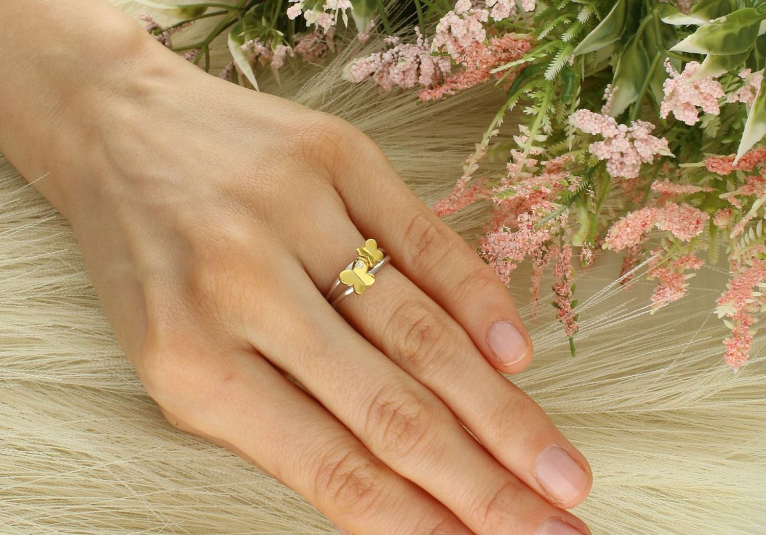 Srebrny pierścionek 925 Dwa motylki SVLR0907X75BK.  Srebrny pierścionek motylek dla dziecka. Srebrny mały pierścionek. Srebrna biżuteria na prezent. Pierścionek dla dziewczynki..jpg