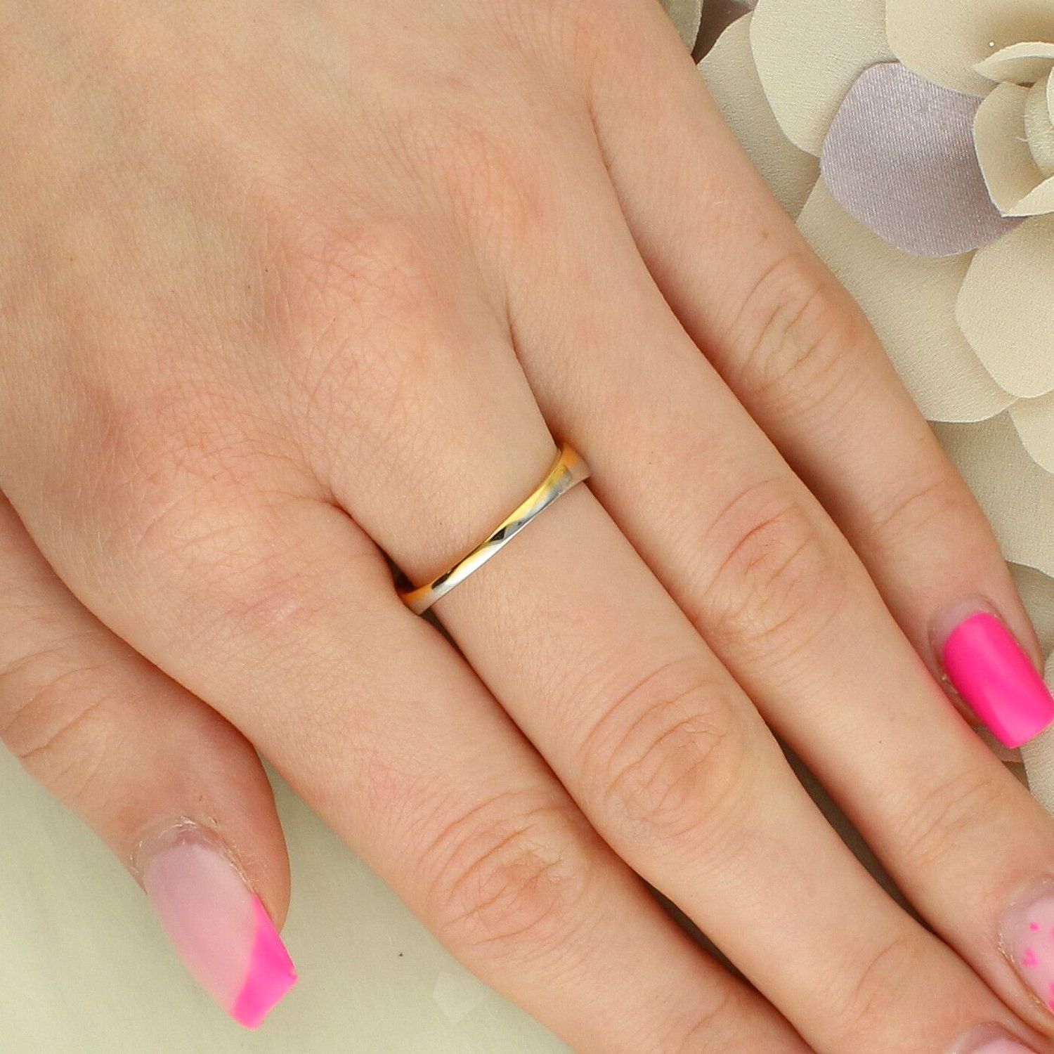 Srebrny pierścionek bicolor z cyrkonią 925.jpg