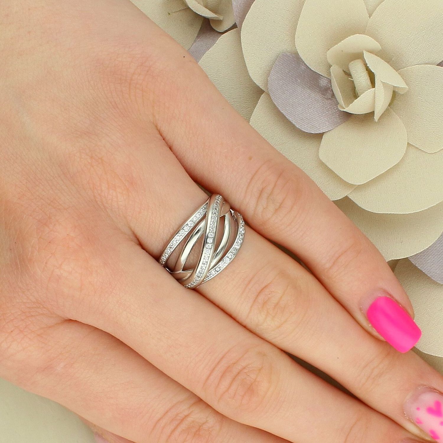 Srebrny szeroki pierścionek przeplatany z cyrkonią 925 – rozmiar 15.jpg