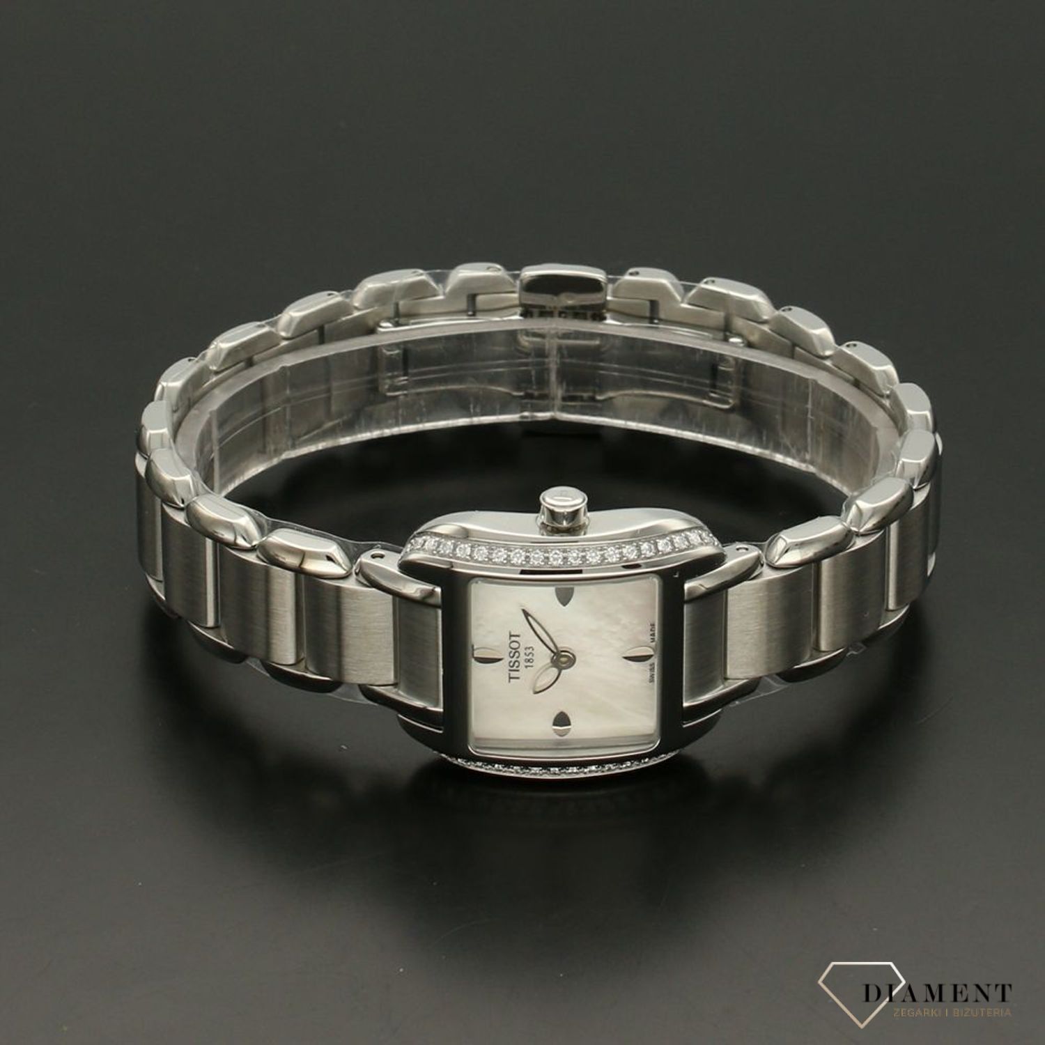 Zegarek damski Tissot to idealna propozycja prezentu da ukochanej kobiety. Zegarek damski z perłową tarczą. Zegarek damski z diamentami..jpg