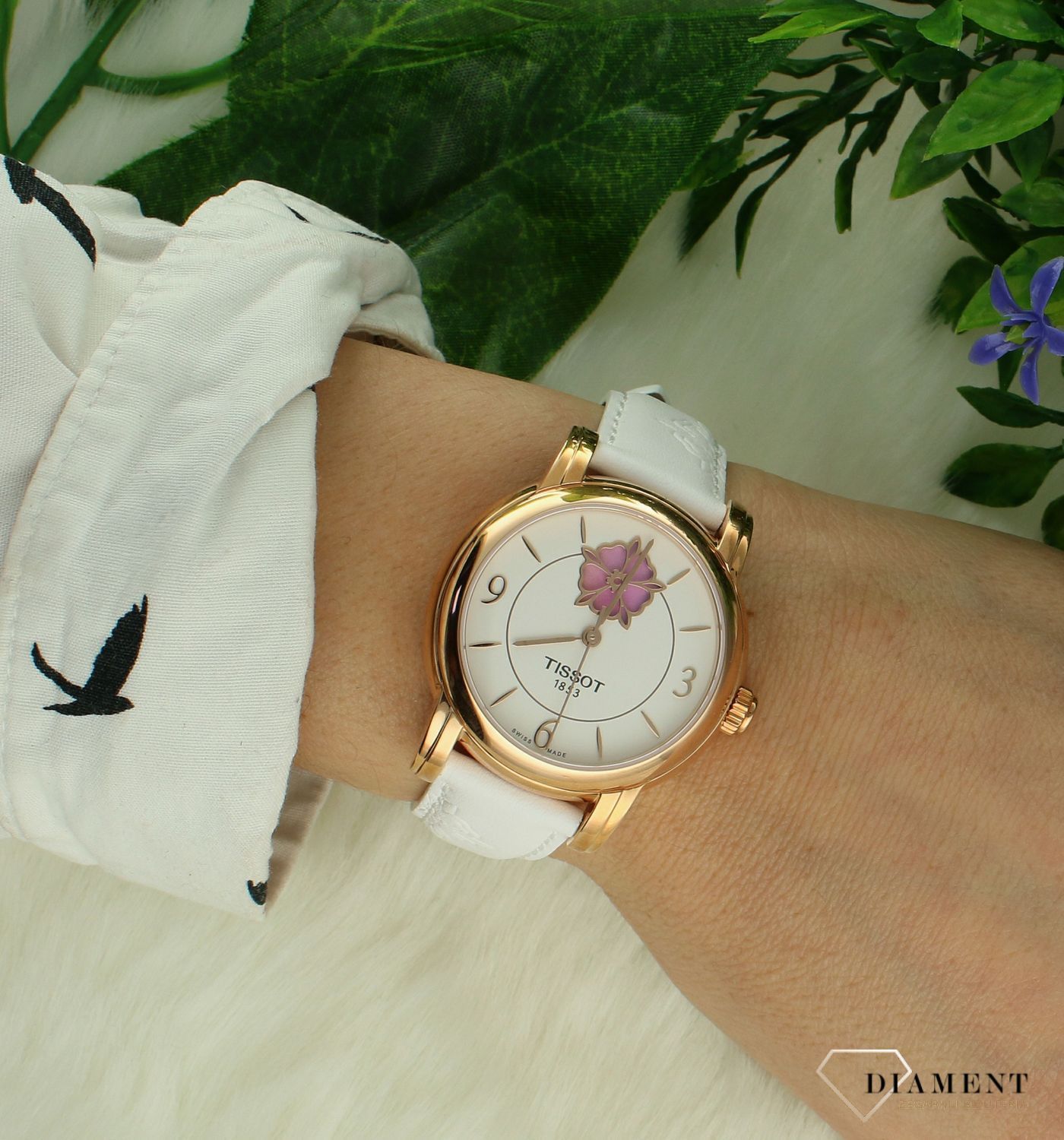 Zegarek damski Tissot Lady Heart Powermatic 80 Flower T050.207.37.017.05. Szwajcarski zegarek z ekskluzywnej kolekcji Lady Heart Flower to wyjątkowy model stworzony dla kobiet z klasą. Pełen kobiecego uroku, doskonały na prezent. 1.jpg