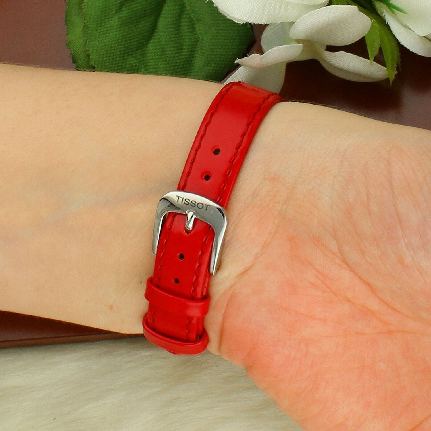 Zegarek damski Tissot T-TREND Pinky czerwony T084.210.16.116.00 (T0842101611600).jpg