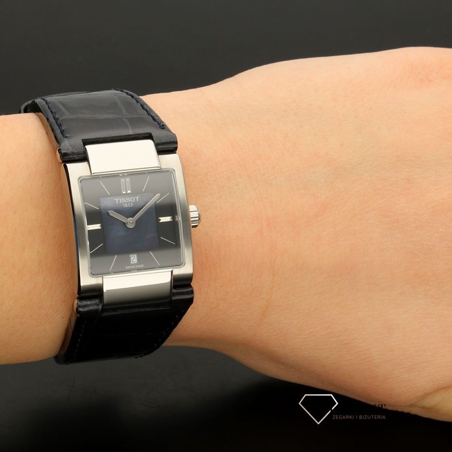 Damski zegarek Tissot T02 LADY T090.310.16.121.00 (T0903101612100)-drg.jpg