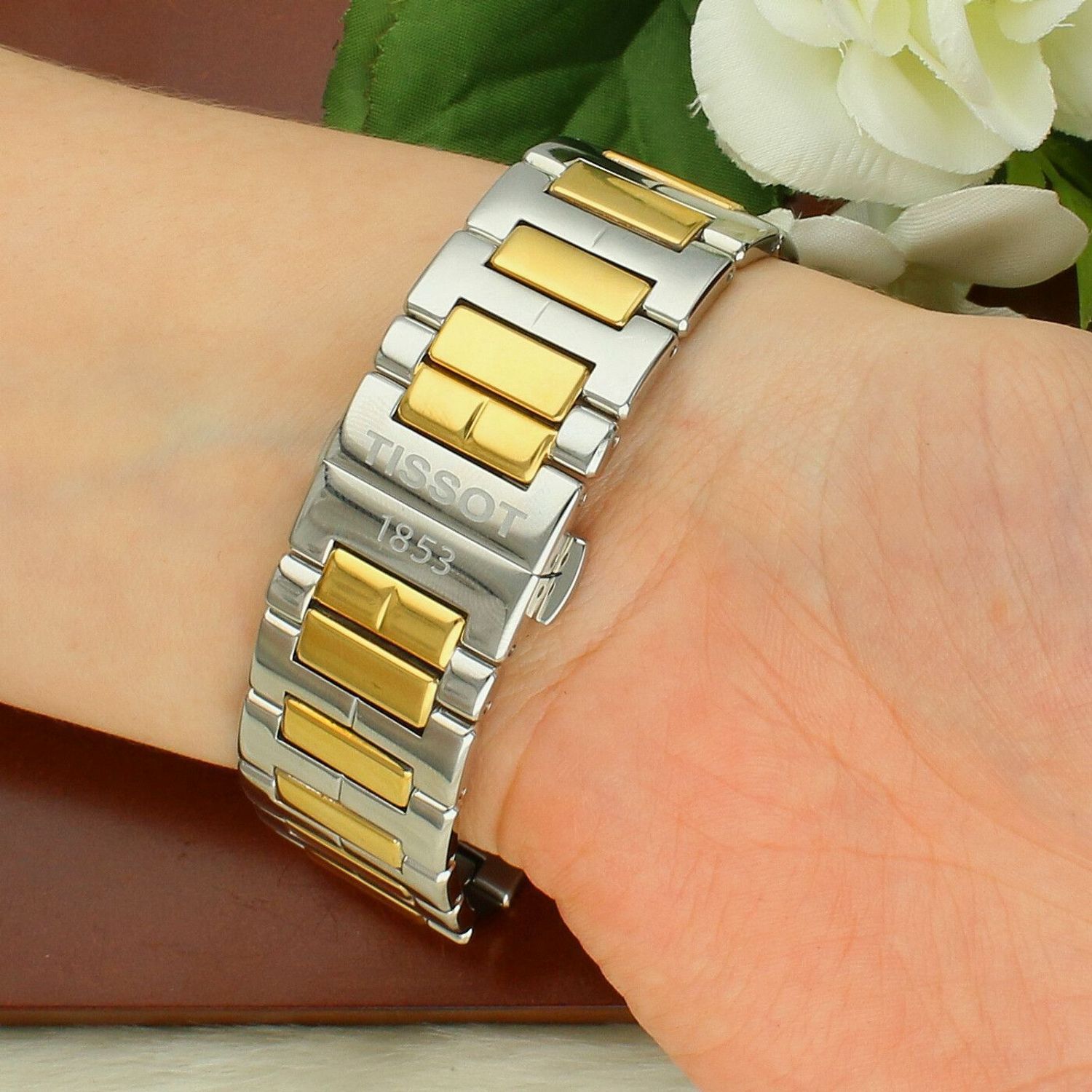 Zegarek damski Tissot T090.310.22.111.00.jpg