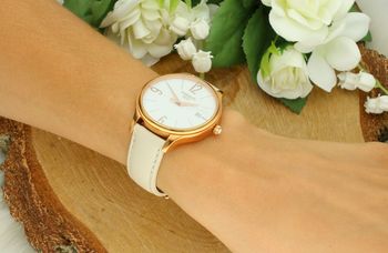 Tissot T103.210.36.017.00 – elegancki zegarek damski z paskiem skórzanym i szafirowym szkłem bok.jpg