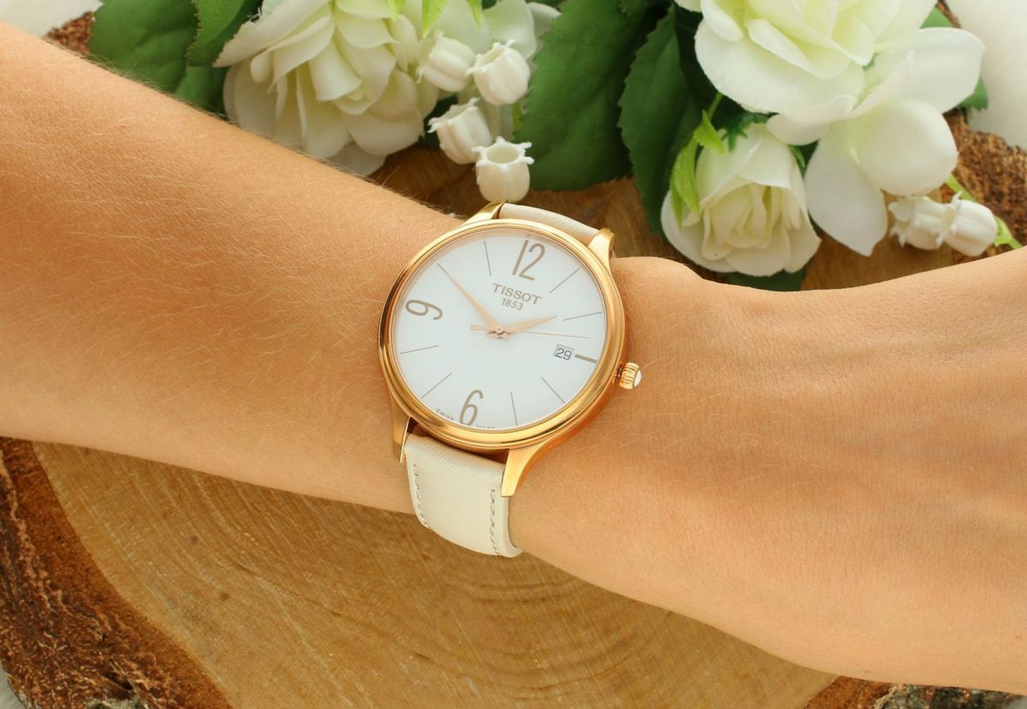zegarek-damski-tissot-tissot-classic-t1032103601700-T103-210-36-017-00--1.jpg