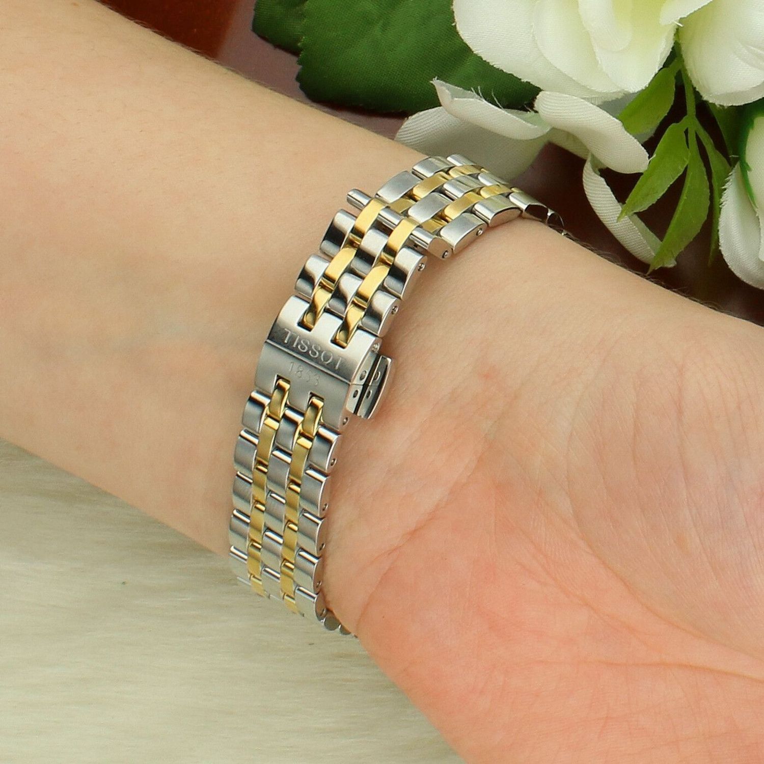 Zegarek damski Tissot T-CLASSIC CARSON T122.210.22.033.00.jpg