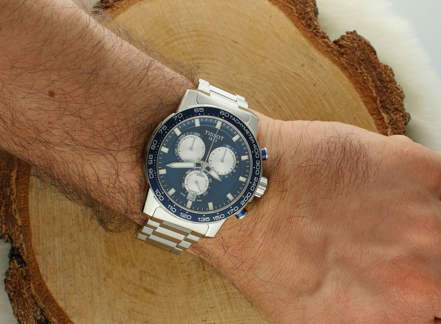 Zegarek męski Tissot T125.617.11.041.00 Supersport Chrono, wyposażony w kwarcowy mechanizm, zasilany za pomocą baterii.1.jpg