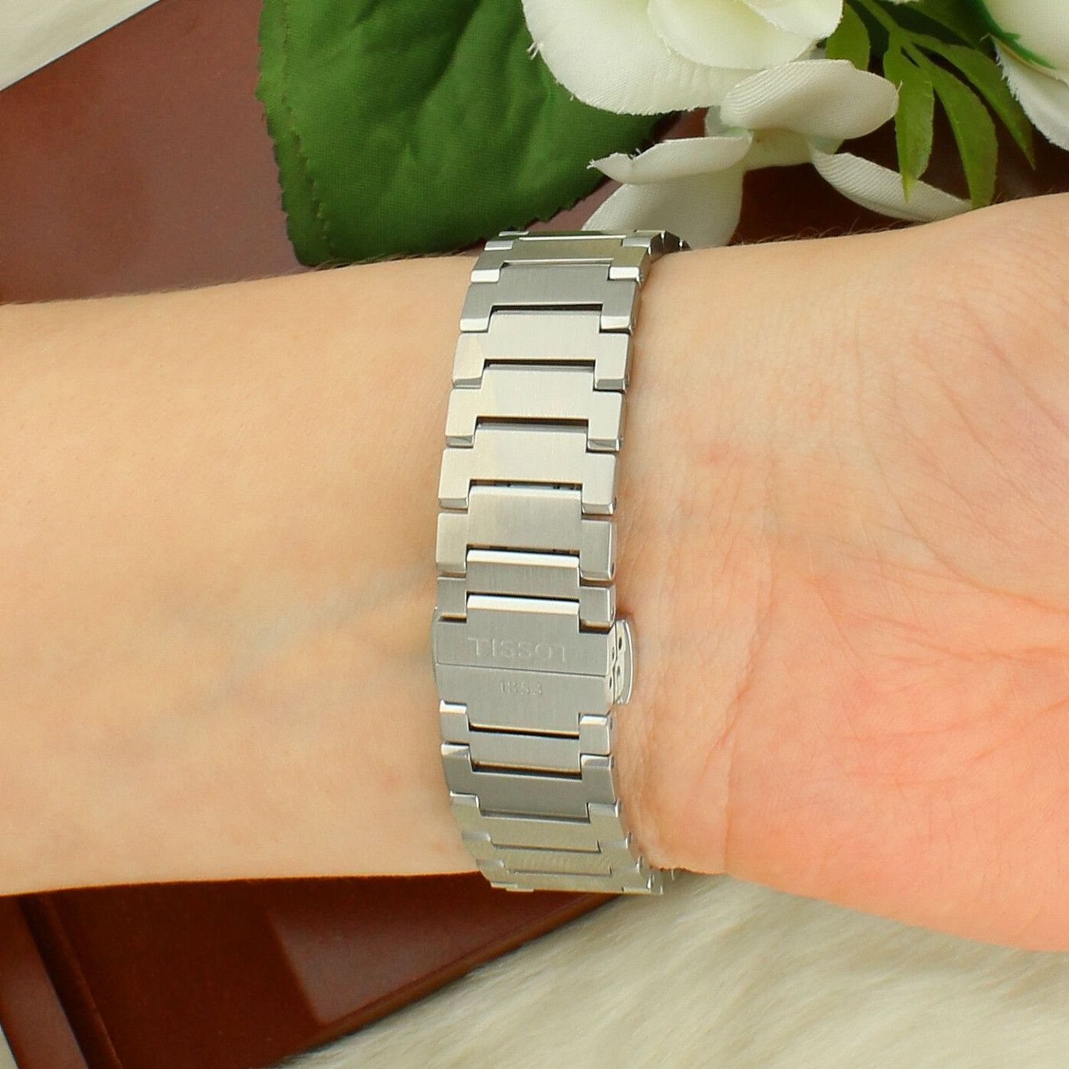 Zegarek damski na bransolecie Tissot PRX T137.210.11.091.00 Tiffany Blue prx..jpg