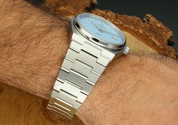 Zegarek męski Tissot PRX T137.407.11.351.00 bok.jpg