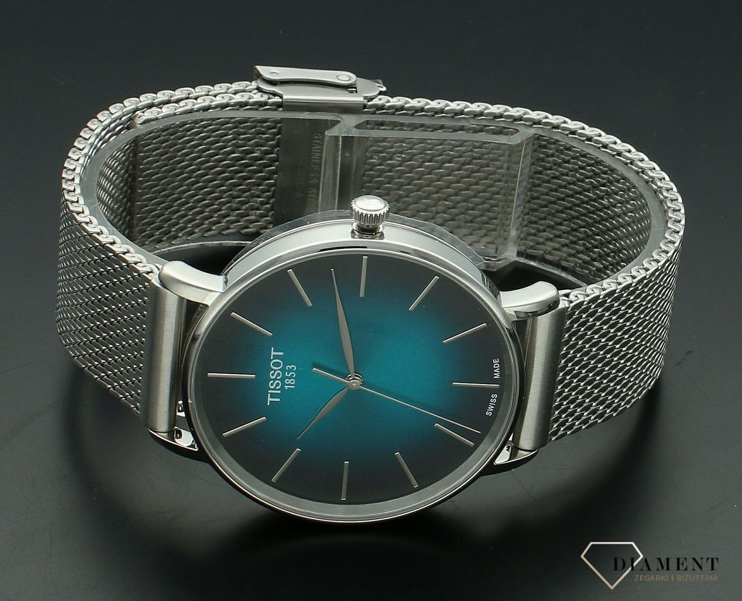 Zegarek męski Tissot Everytime T143.410.11.091.00. Szwajcarski klasyczny zegarek męski TISSOT Everytime T143.410.11.091.00. Klasyczny, ponadczasowy design oraz stylowa i wyraźna tarcza podkreślają nowoczesny charakter modelu.jpg